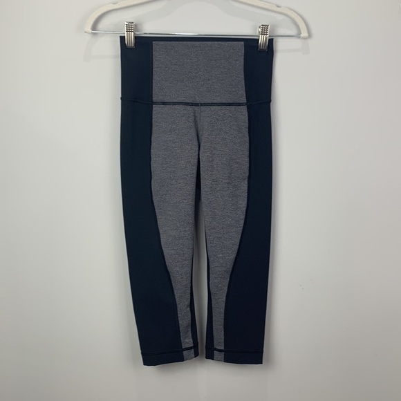 Lululemon Wunder Under Crop High-Rise *Curve 17” - Picture 4 of 11